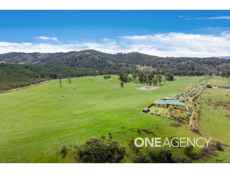 3823 TUMBARUMBA ROAD, Carabost NSW 2650