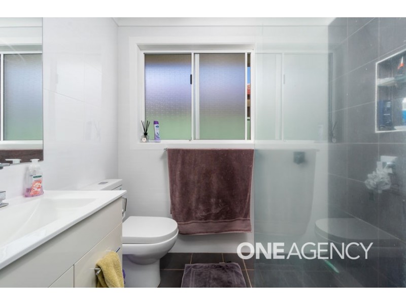 93 MAIN STREET, Lake Albert NSW 2650