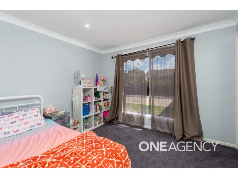 93 MAIN STREET, Lake Albert NSW 2650