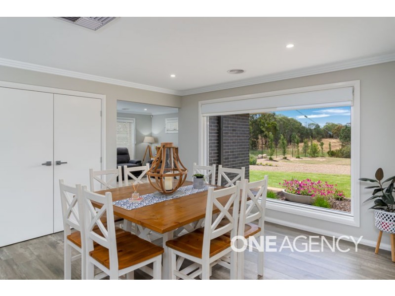 22 GIBSON STREET, Boorooma NSW 2650