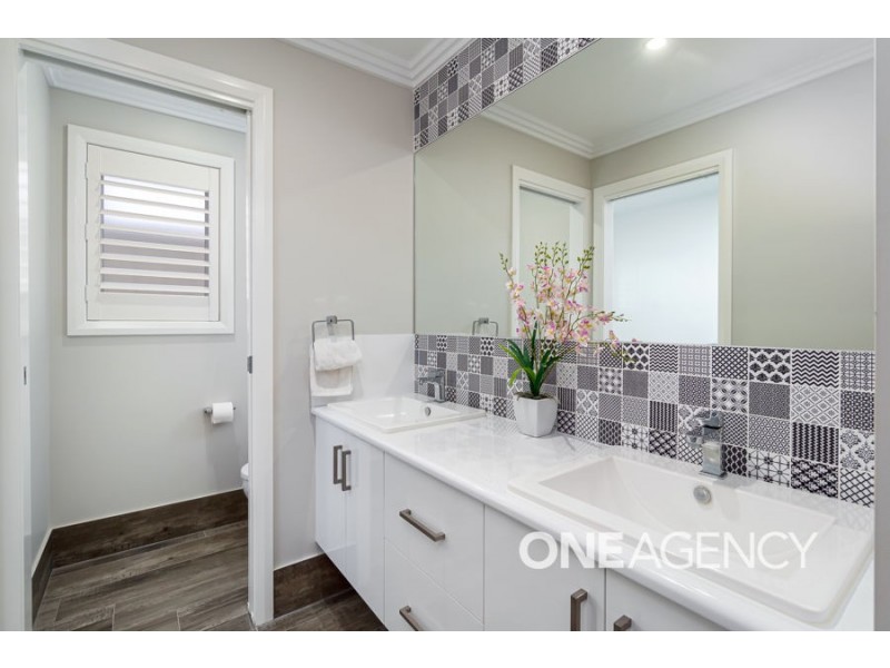 22 GIBSON STREET, Boorooma NSW 2650