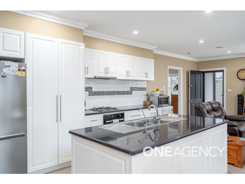 2/7 BEDERVALE STREET, Bourkelands NSW 2650