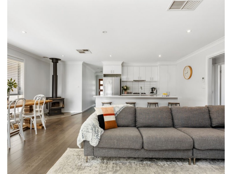 15 KELLERMAN CRESCENT, Boorooma NSW 2650