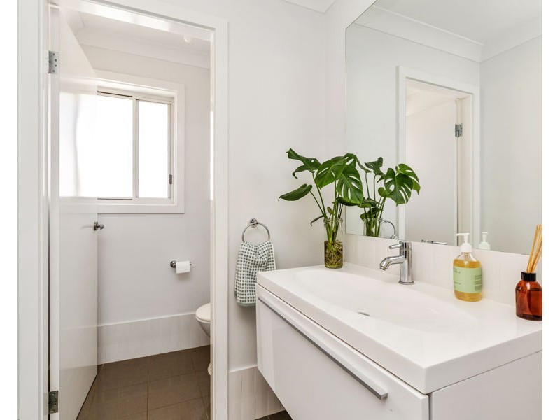 15 KELLERMAN CRESCENT, Boorooma NSW 2650