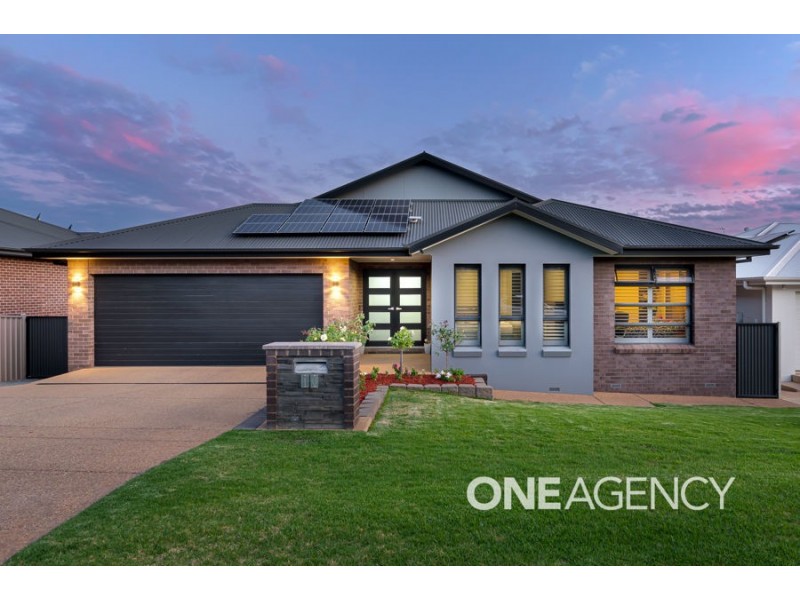 10 BRINDABELLA DRIVE, Tatton NSW 2650
