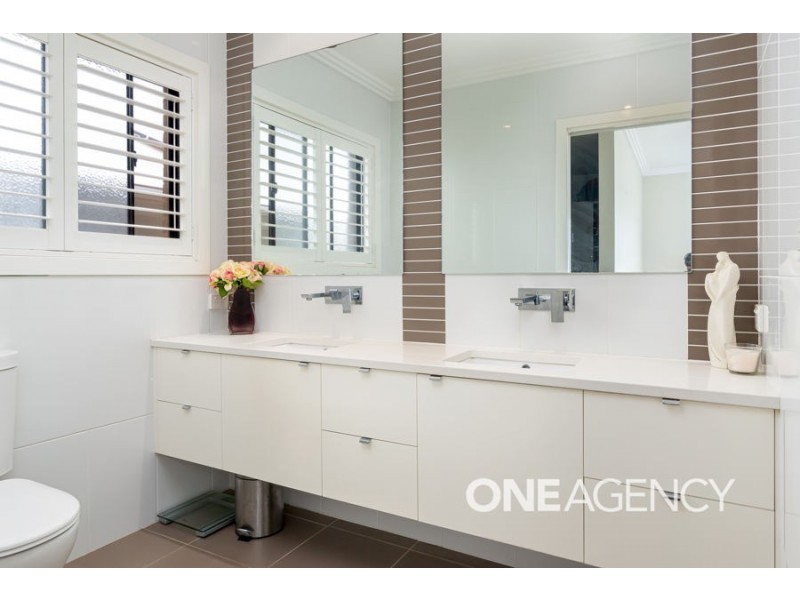 10 BRINDABELLA DRIVE, Tatton NSW 2650