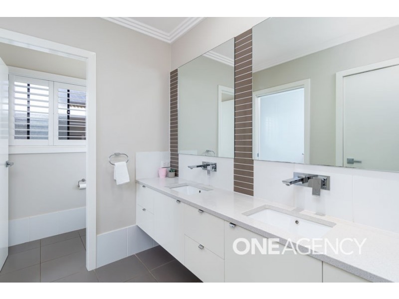 10 BRINDABELLA DRIVE, Tatton NSW 2650