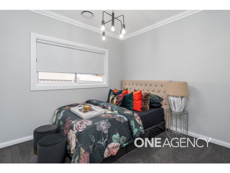 12 BENNELONG CRESCENT, Lloyd NSW 2650