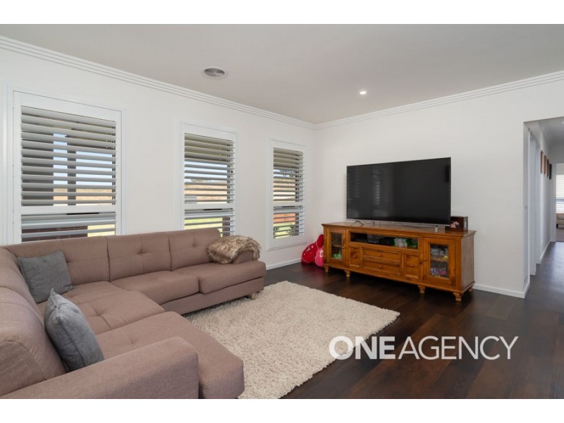 19 MATILDA CRESCENT, Gumly Gumly NSW 2652