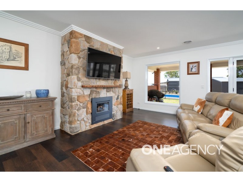 19 MATILDA CRESCENT, Gumly Gumly NSW 2652