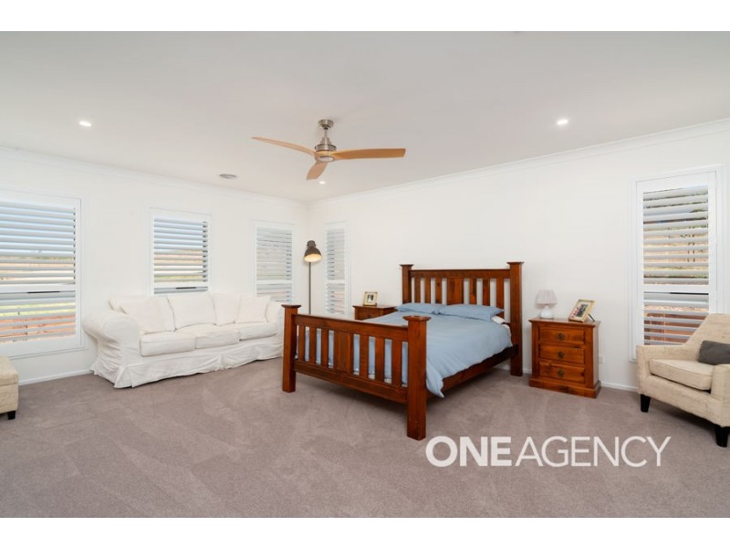 19 MATILDA CRESCENT, Gumly Gumly NSW 2652