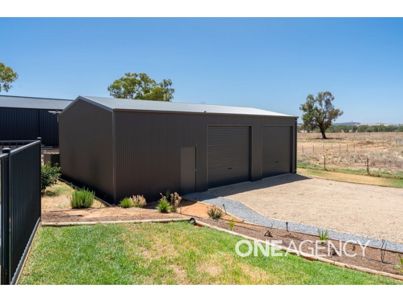 19 MATILDA CRESCENT, Gumly Gumly NSW 2652