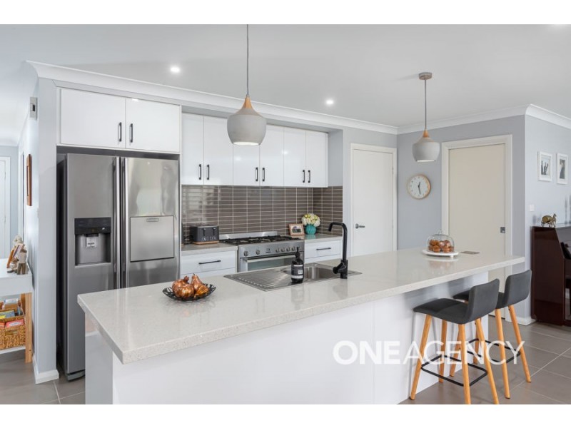 57 RAINBOW DRIVE, Estella NSW 2650