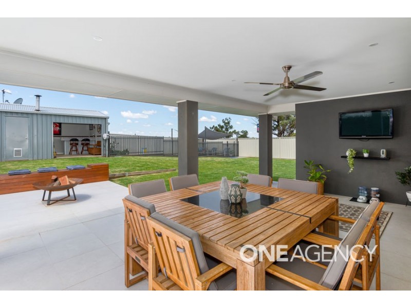 57 RAINBOW DRIVE, Estella NSW 2650