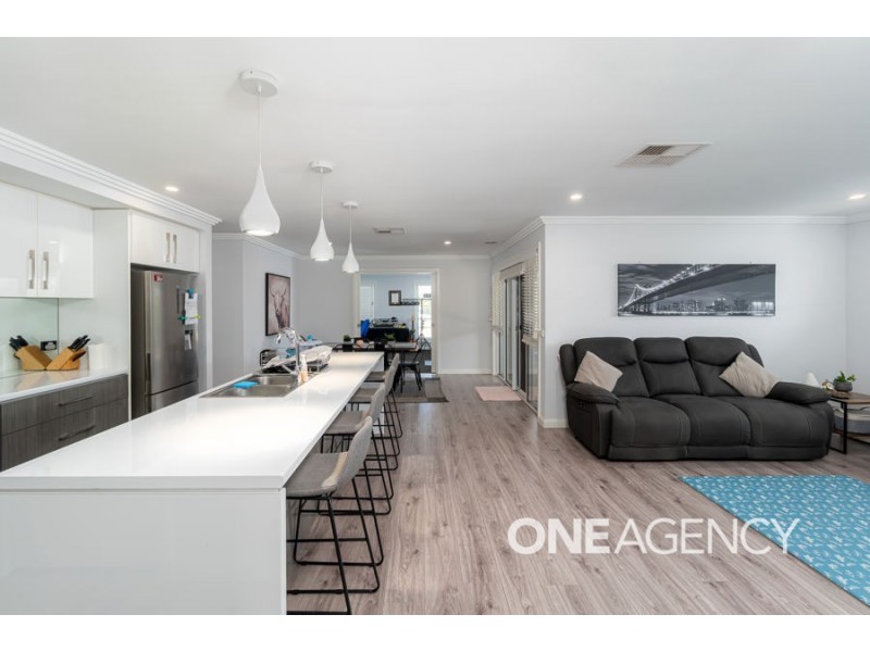 38 FLACK CRESCENT, Boorooma NSW 2650