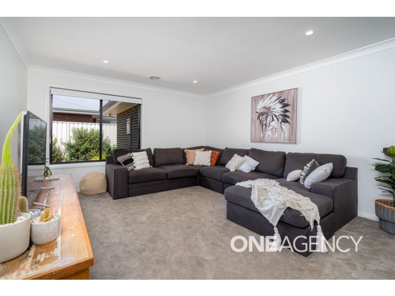 23 YENDA AVENUE, Gobbagombalin NSW 2650