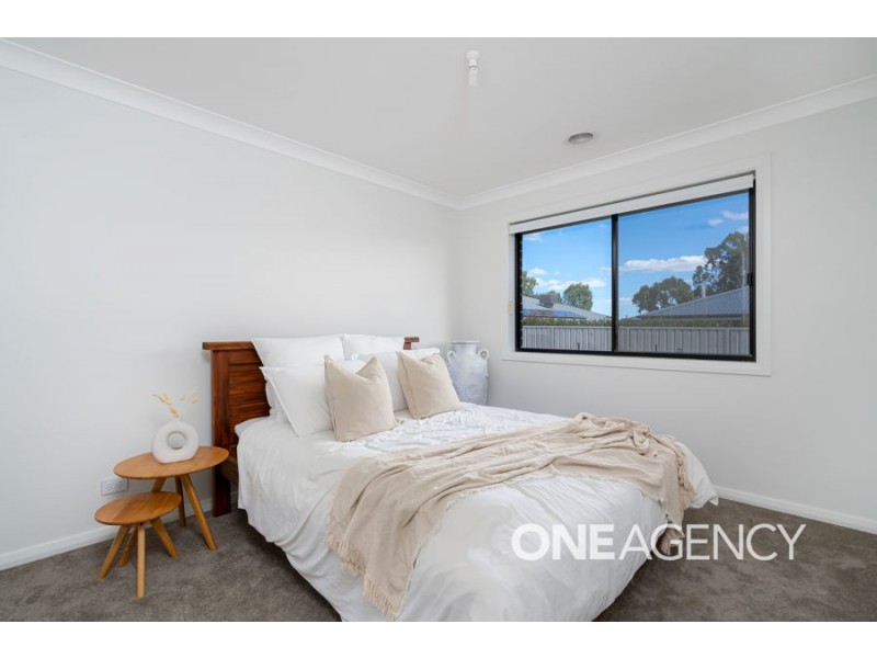 23 YENDA AVENUE, Gobbagombalin NSW 2650