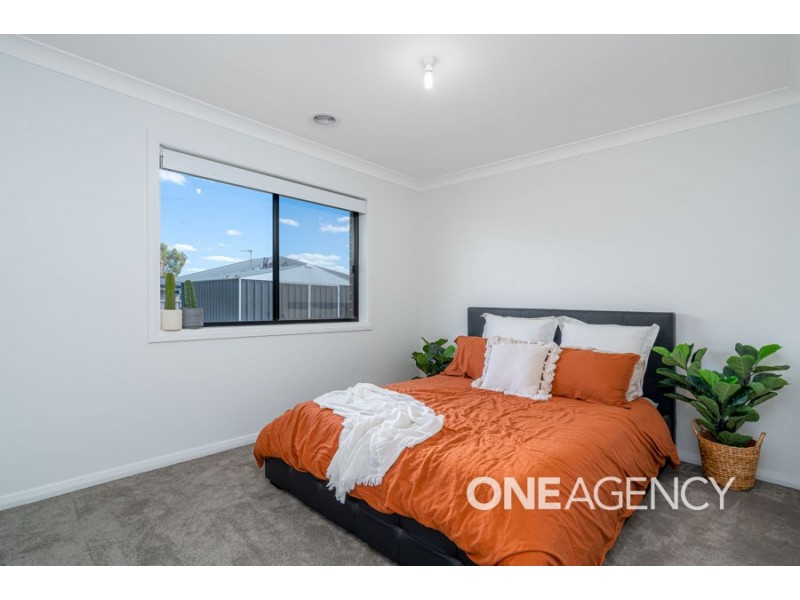 23 YENDA AVENUE, Gobbagombalin NSW 2650