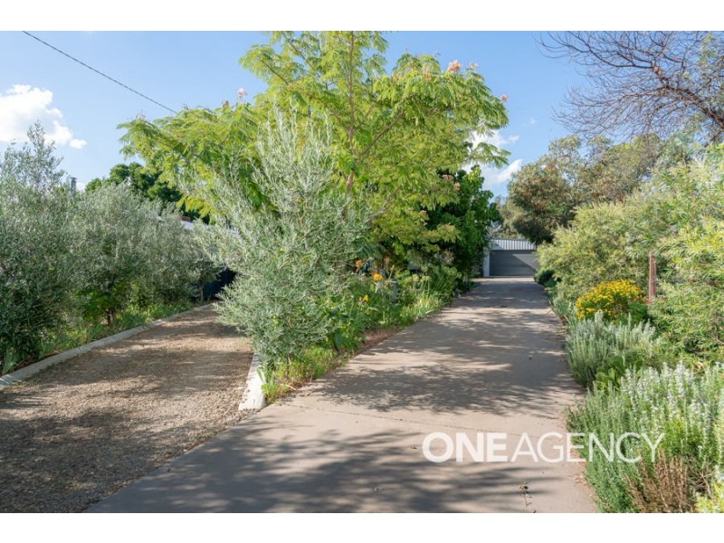 41 BRUNSKILL AVENUE, Forest Hill NSW 2651