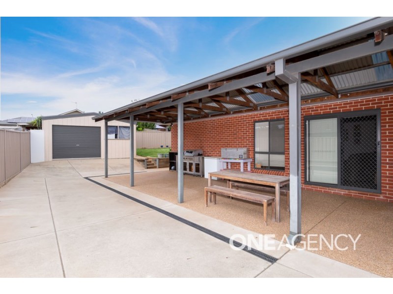 36 YARRAWAH CRESCENT, Bourkelands NSW 2650