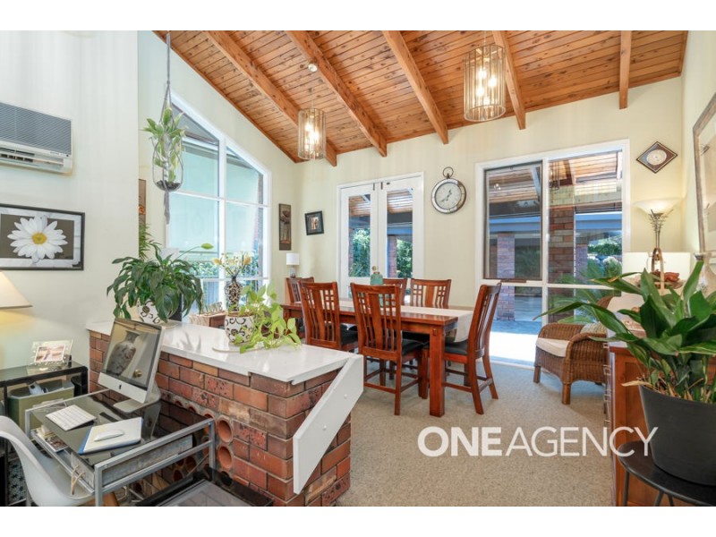 39 CHURCHILL AVENUE, Kooringal NSW 2650