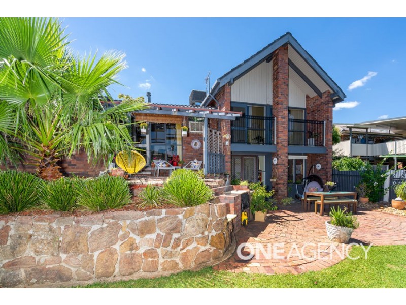 39 CHURCHILL AVENUE, Kooringal NSW 2650