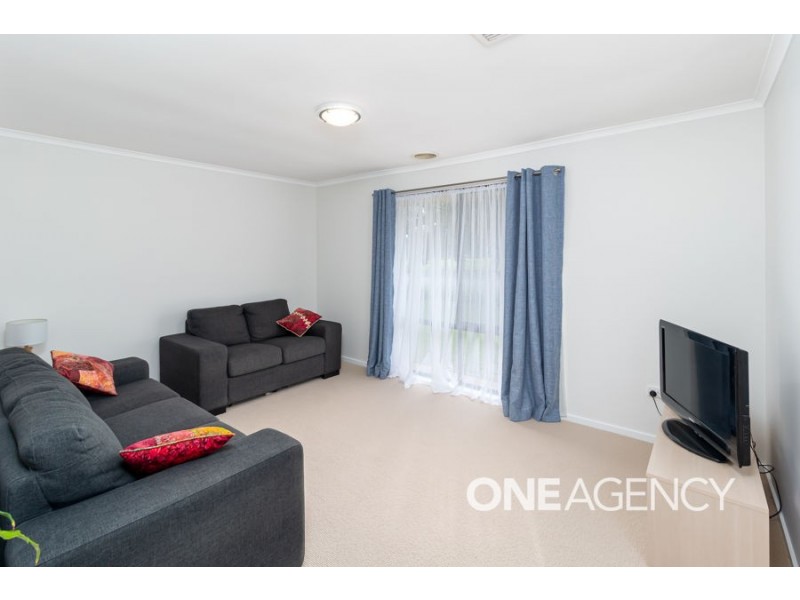 1 WILLS PLACE, Lake Albert NSW 2650