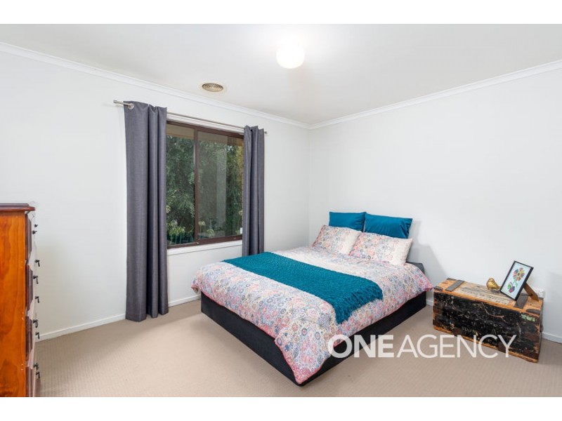 1 WILLS PLACE, Lake Albert NSW 2650