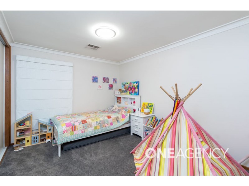 10 SPOKES STREET, Kooringal NSW 2650
