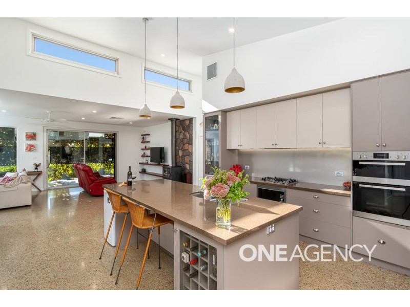 36 PLUNKETT DRIVE, Lake Albert NSW 2650