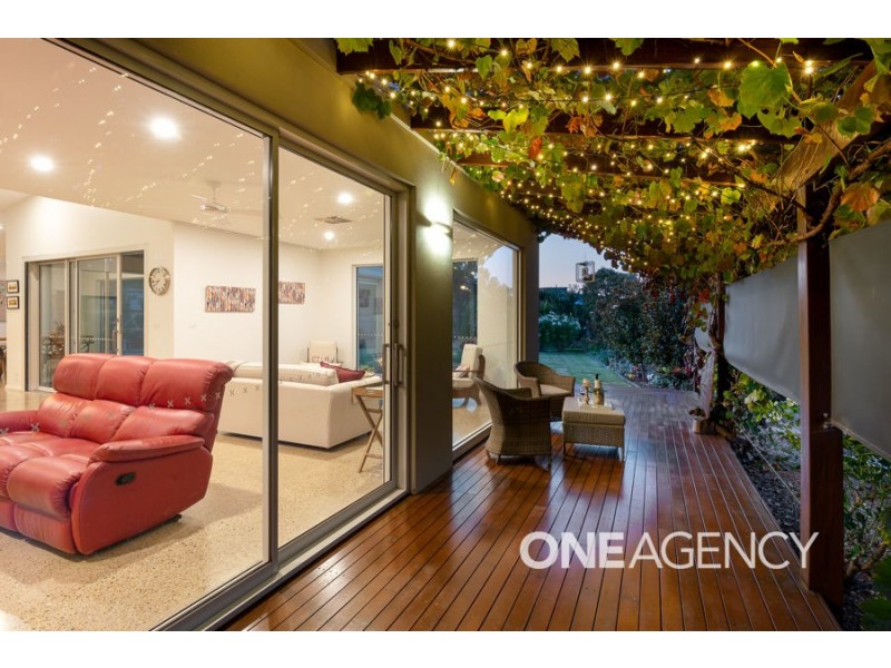 36 PLUNKETT DRIVE, Lake Albert NSW 2650