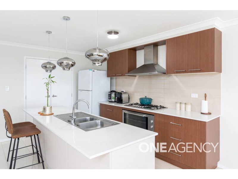 60 BARMEDMAN AVENUE, Gobbagombalin NSW 2650