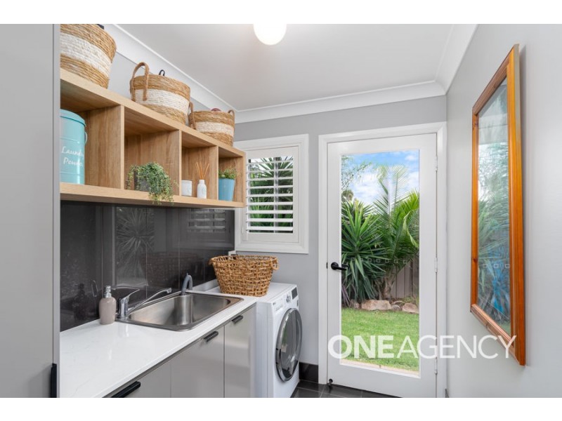 20 BARTON AVENUE, Lloyd NSW 2650