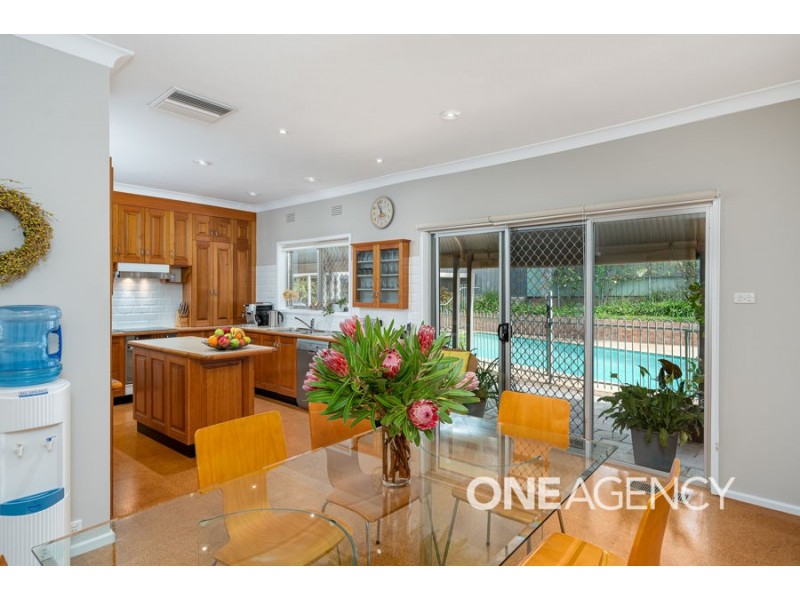5 RALEIGH PLACE, Kooringal NSW 2650