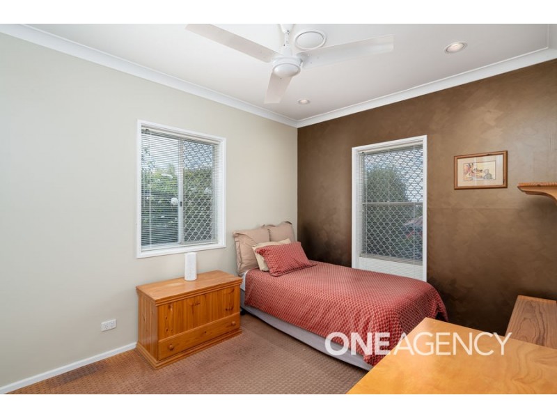 5 RALEIGH PLACE, Kooringal NSW 2650