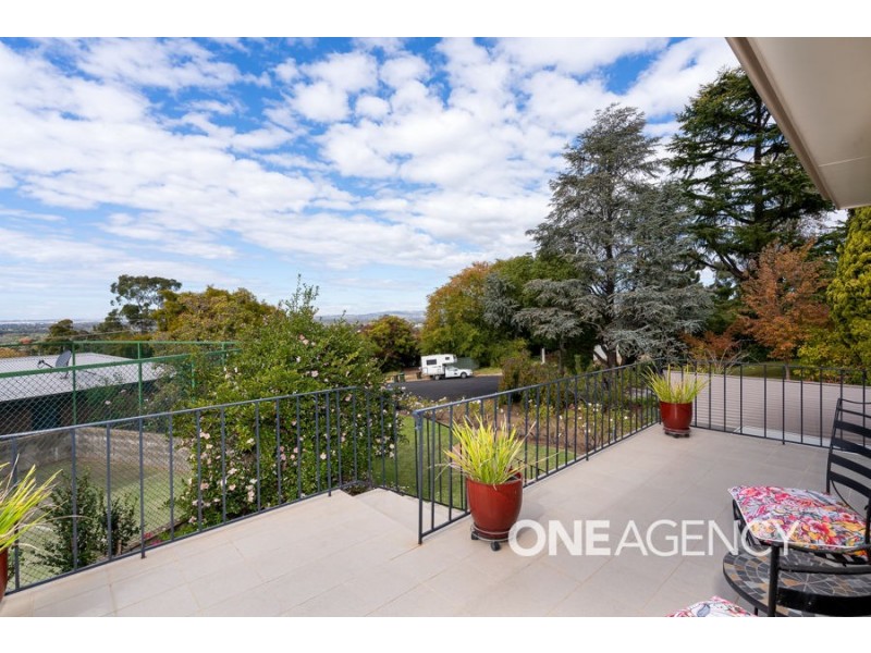 5 RALEIGH PLACE, Kooringal NSW 2650