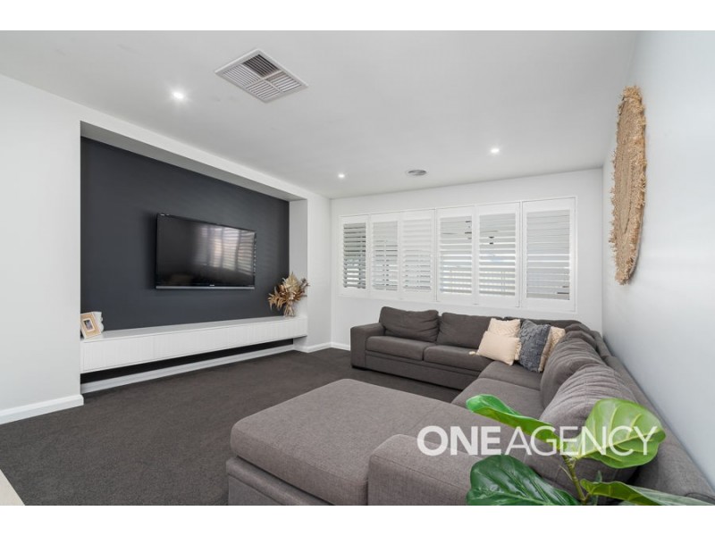 5 NELLYWANNA STREET, Gobbagombalin NSW 2650