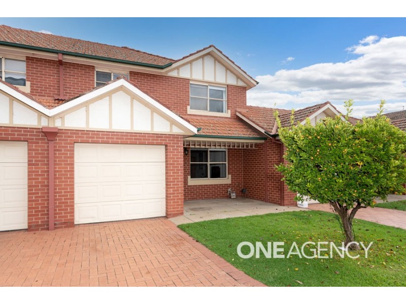 10/11 CRAMPTON STREET, Wagga Wagga NSW 2650