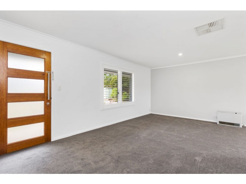 46 PUGSLEY AVENUE, Estella NSW 2650