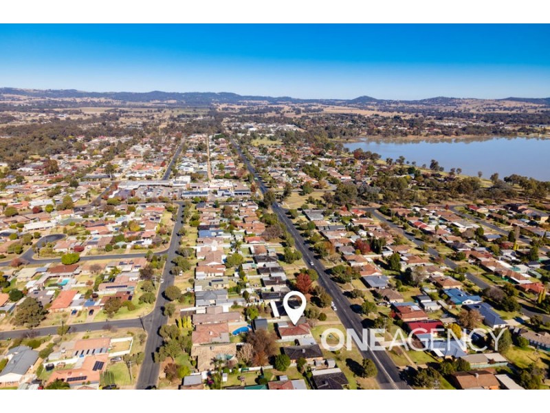3 MAIN STREET, Lake Albert NSW 2650