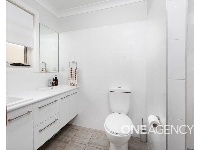 10 WINTER AVENUE, Gobbagombalin NSW 2650