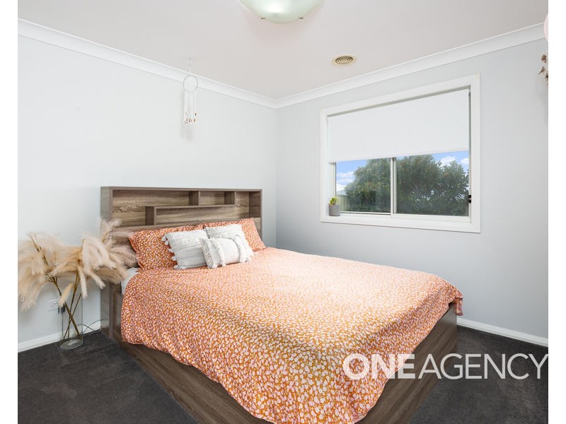 10 WINTER AVENUE, Gobbagombalin NSW 2650