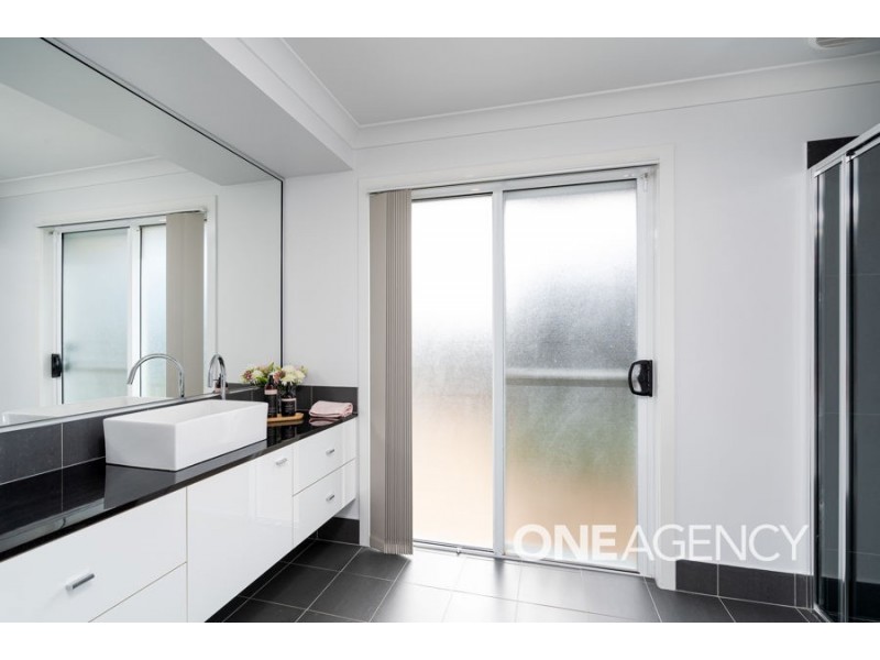 8 YANDEE PLACE, Estella NSW 2650