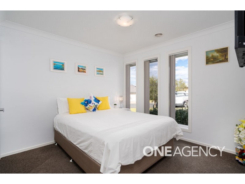 8 YANDEE PLACE, Estella NSW 2650