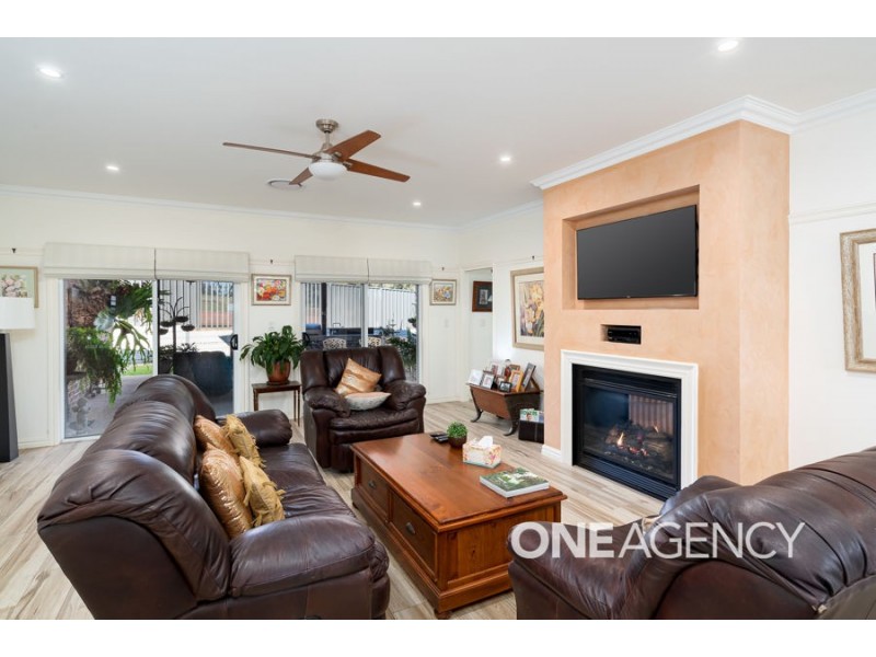 5 ST AUBINS PLACE, Bourkelands NSW 2650