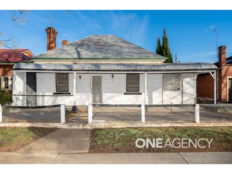 118 PETER STREET, Wagga Wagga NSW 2650