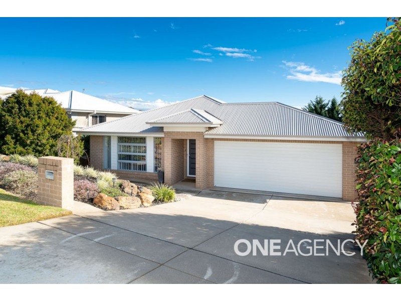 64 KALOONA DRIVE, Bourkelands NSW 2650