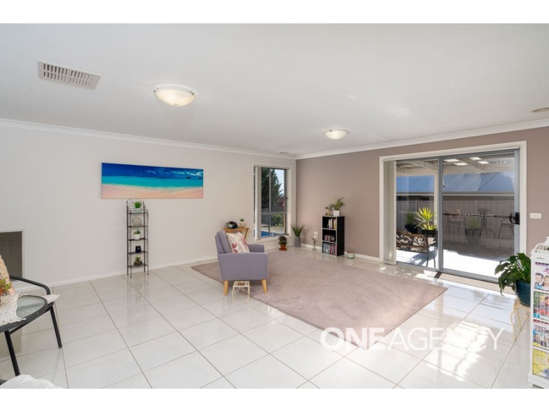 64 KALOONA DRIVE, Bourkelands NSW 2650