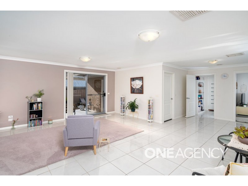 64 KALOONA DRIVE, Bourkelands NSW 2650