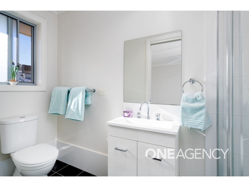 64 KALOONA DRIVE, Bourkelands NSW 2650